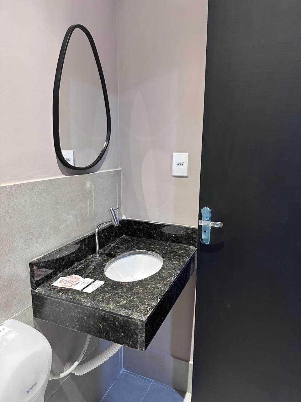 Otto Hotel Governador Valadares Luaran gambar